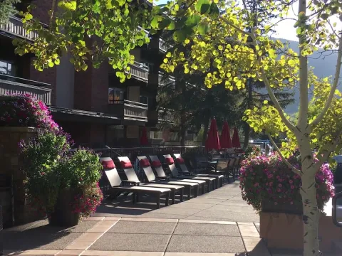 Aspen Square Condominium Hotel